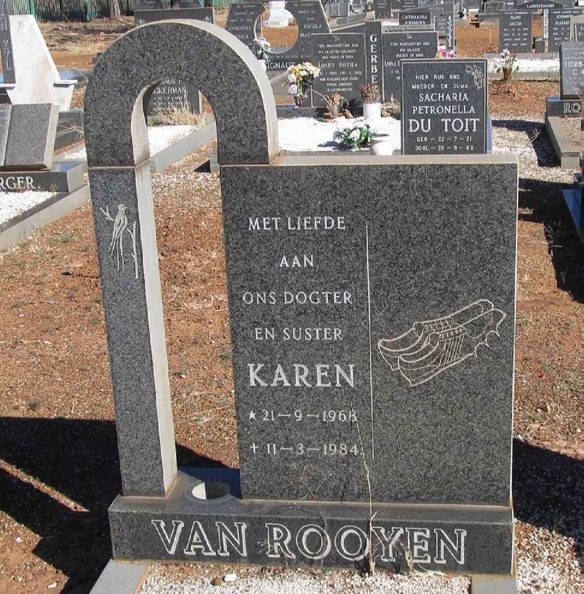 ROOYEN Karen, van 1968-1984