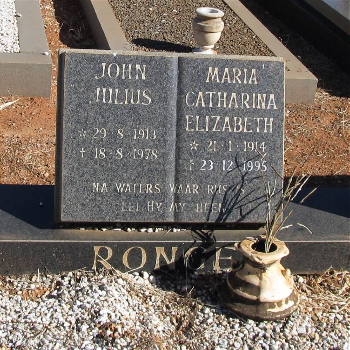 RONGE John Julius 1913-1978 &amp; Maria Catharina Elizabeth 1914-1995