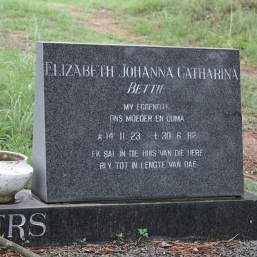 SCHEEPERS Jacobus Nicolas 1923-1993 &amp; Elizabeth Johanna Catharina 1923-1982