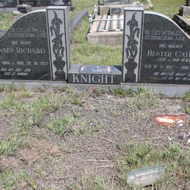 KNIGHT Johannes Richard 1889-1972 &amp; Hester Catharina VAN RENSBURG 1892-1987