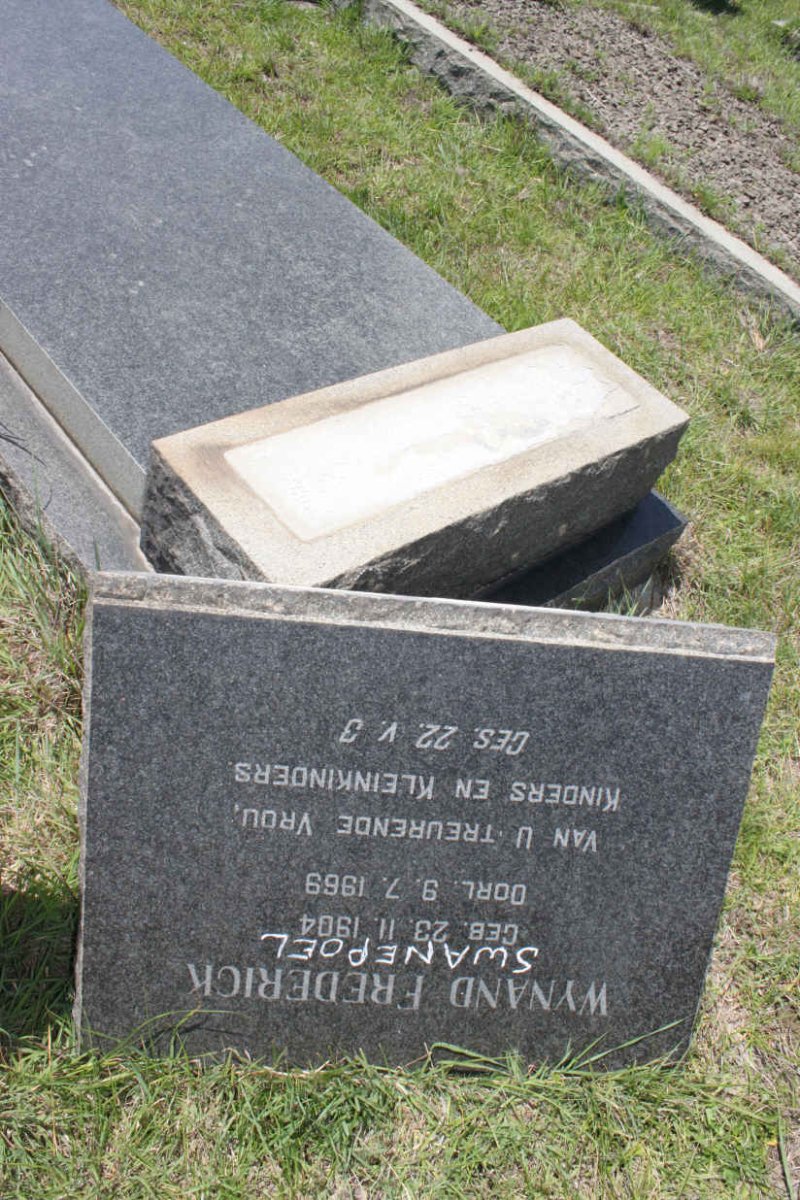 SWANEPOEL Wynand Frederick 1904-1969