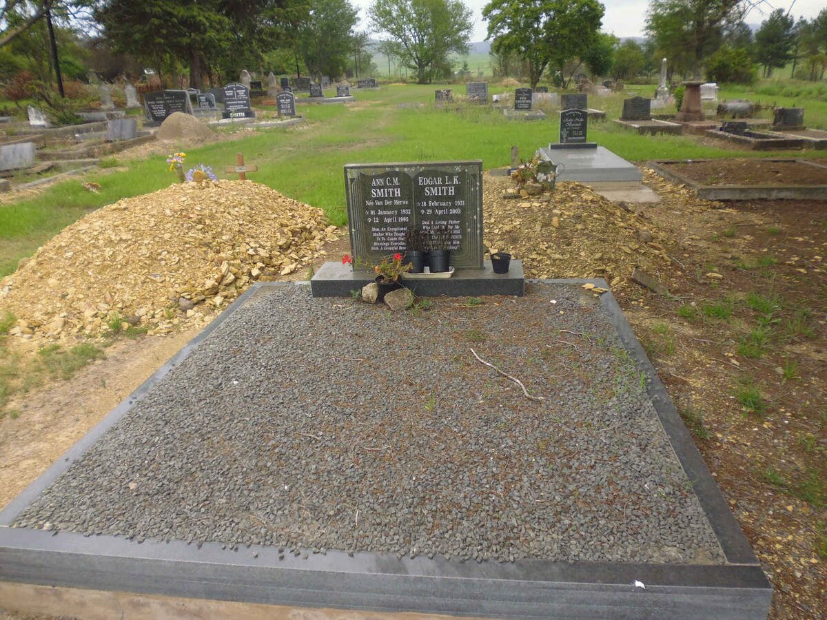 SMITH Edgar L.K. 1931-2003 &amp; Ann C.M. VAN DER MERWE 1932-1995