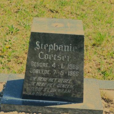 COETSER Stephanie 1966-1966