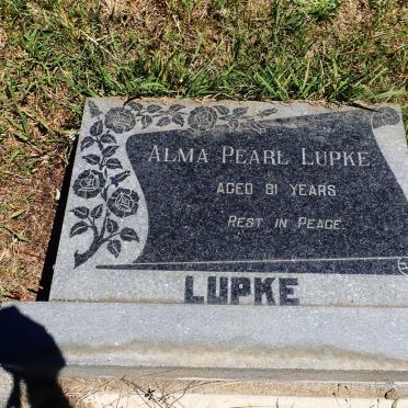 LUPKE Alma Pearl