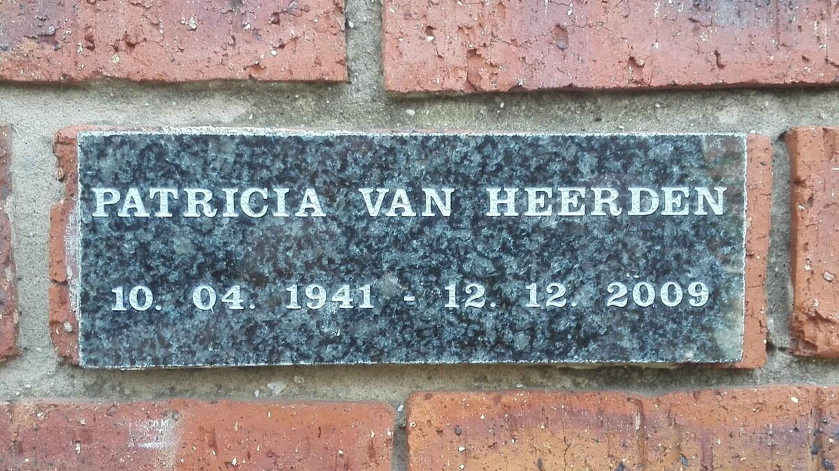 HEERDEN Patricia, van 1941-2009