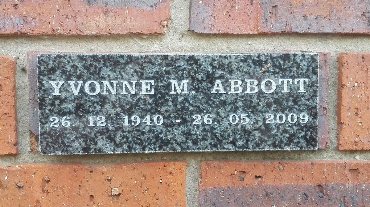 ABBOTT Yvonne M. 1940-2009