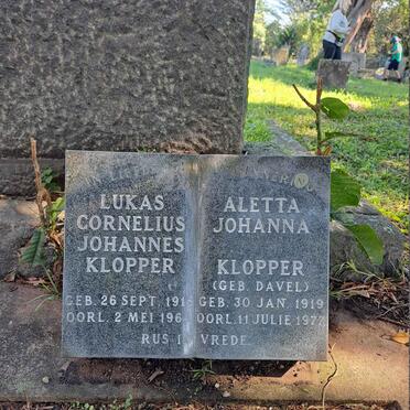 KLOPPER Lukas Cornelius Johannes 1916-196? :: KLOPPER Aletta Johanna nee DAVEL 1919-1977