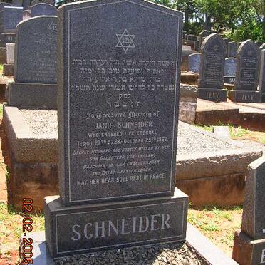 SCHNEIDER Janie -19?2