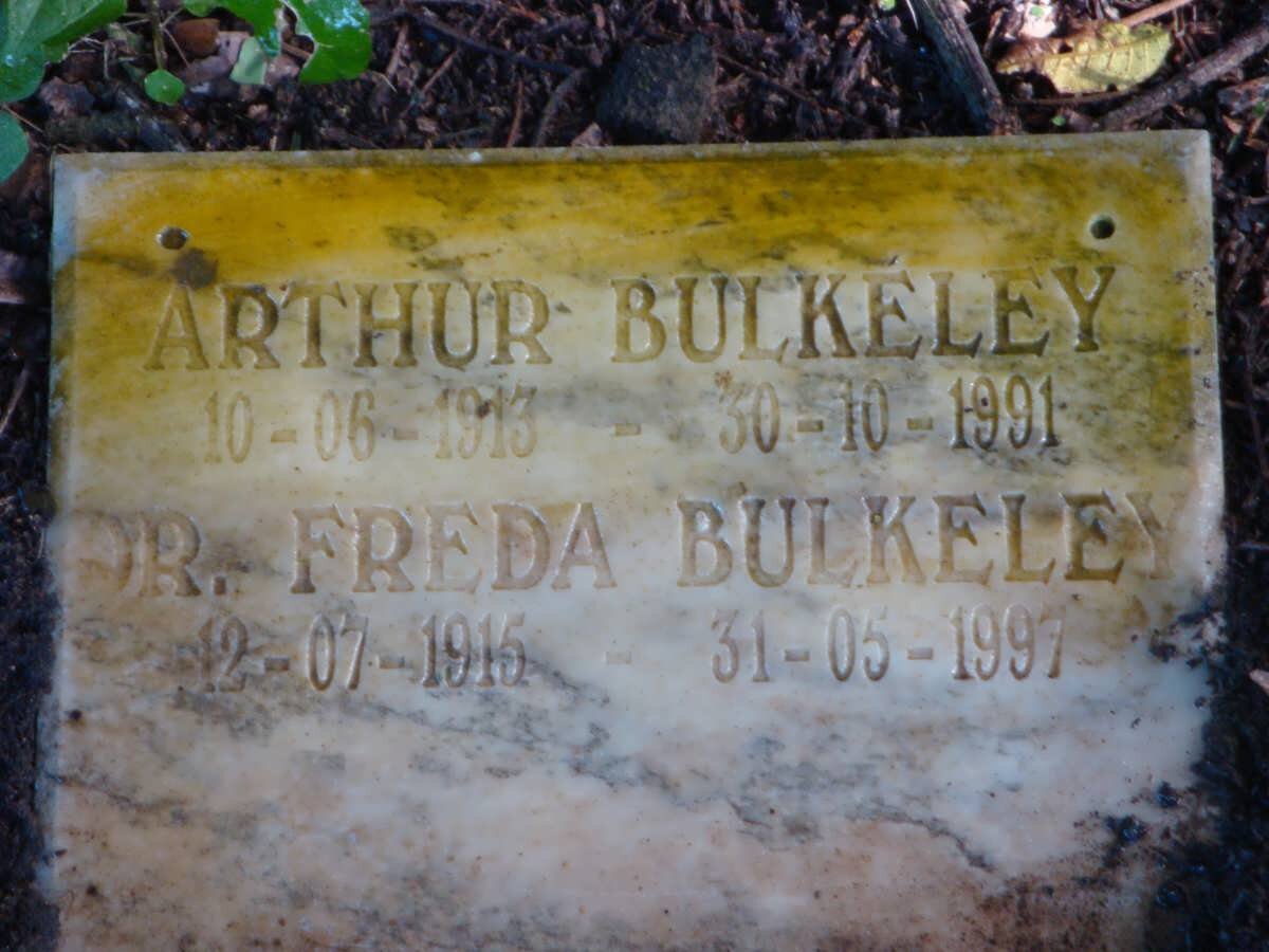 BULKELEY Arthur 1913-1991 &amp; Freda 1915-1997