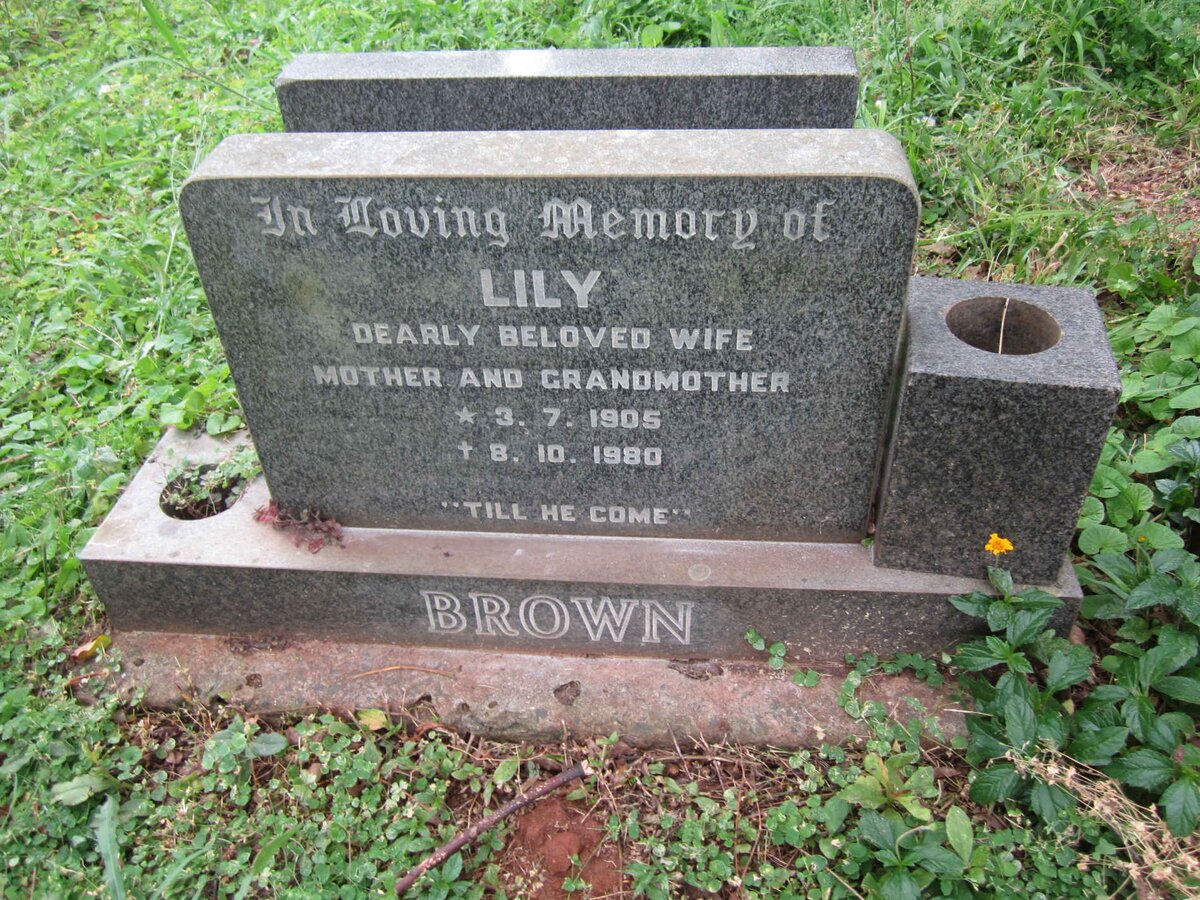 BROWN Lily 1905-1980