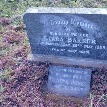 BARKER Clara -1965 :: JONES Gladys -1975 