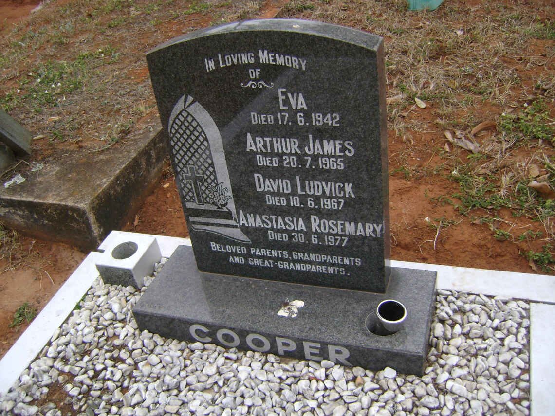 COOPER Arthur James -1965 &amp; Eva -1942 :: COOPER David Ludvick -1967 &amp; Anastasia Rosemary -1977
