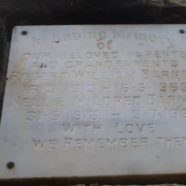 BARNES Robert William 1913-1965 &amp; Nellie Mildred 1918-1981