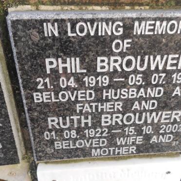 BROUWER Phil 1919-1990 &amp; Ruth 1922-2002
