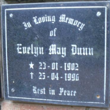 DUNN Evelyn May 1902-1996
