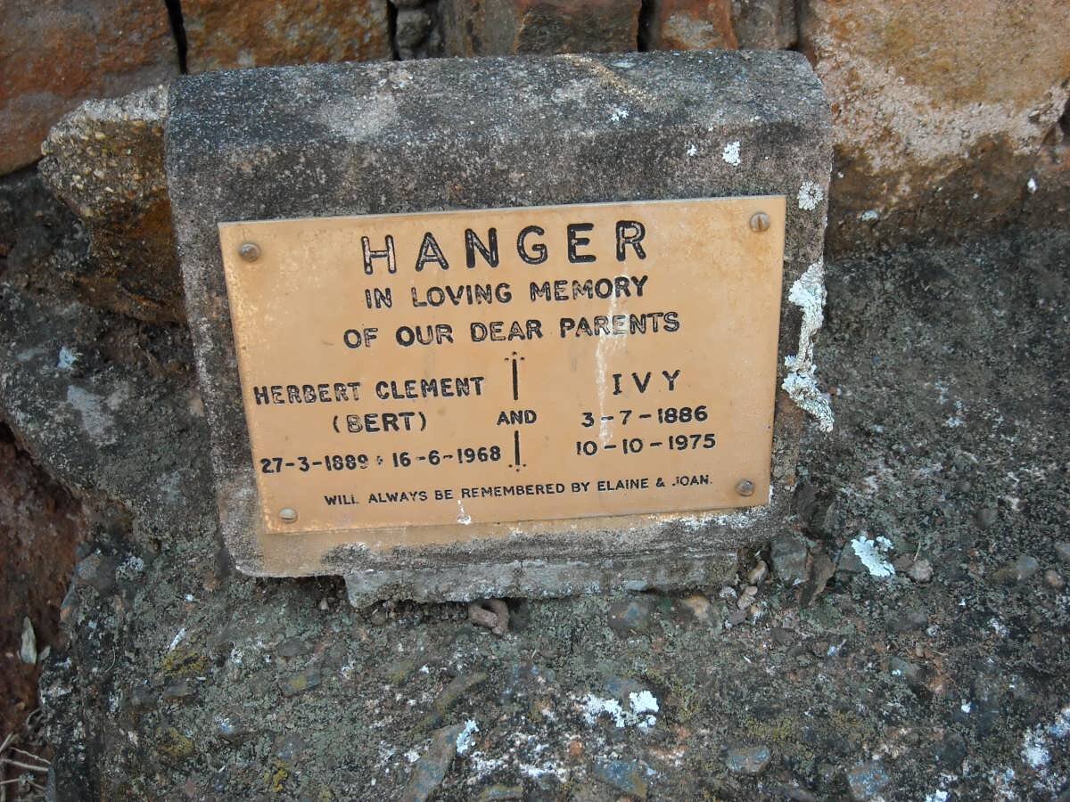 HANGER Herbert Clement 1889-1968 &amp; Ivy 1886-1975