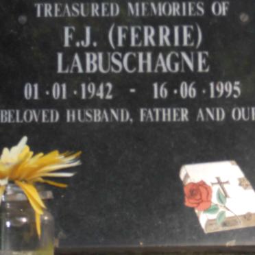 LABUSCHAGNE F.J. 1942-1995