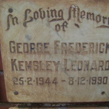 LEONARD George Frederick Kemsley 1944-1990