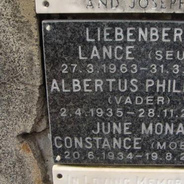 LIEBENBERG Albertus Philipus 1935-2000 &amp; June Mona Constance 1934-2001 :: LIEBENBERG Lance 1963-1971