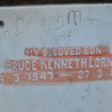 LORNIE Bruce Kenneth 1947-1988