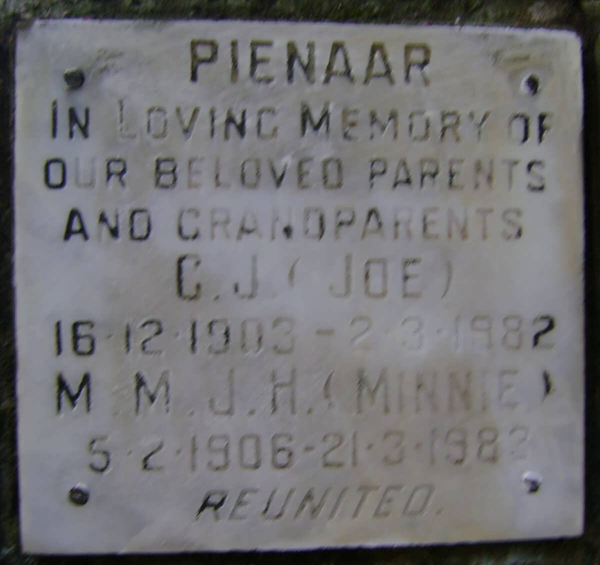 PIENAAR C.J. 1903-1982 &amp; M.M.J.H. 1906-1983