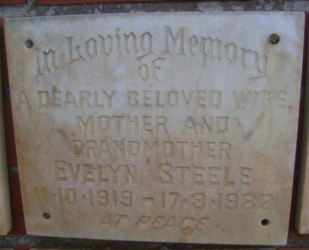 STEELE Evelyn 1919-1982