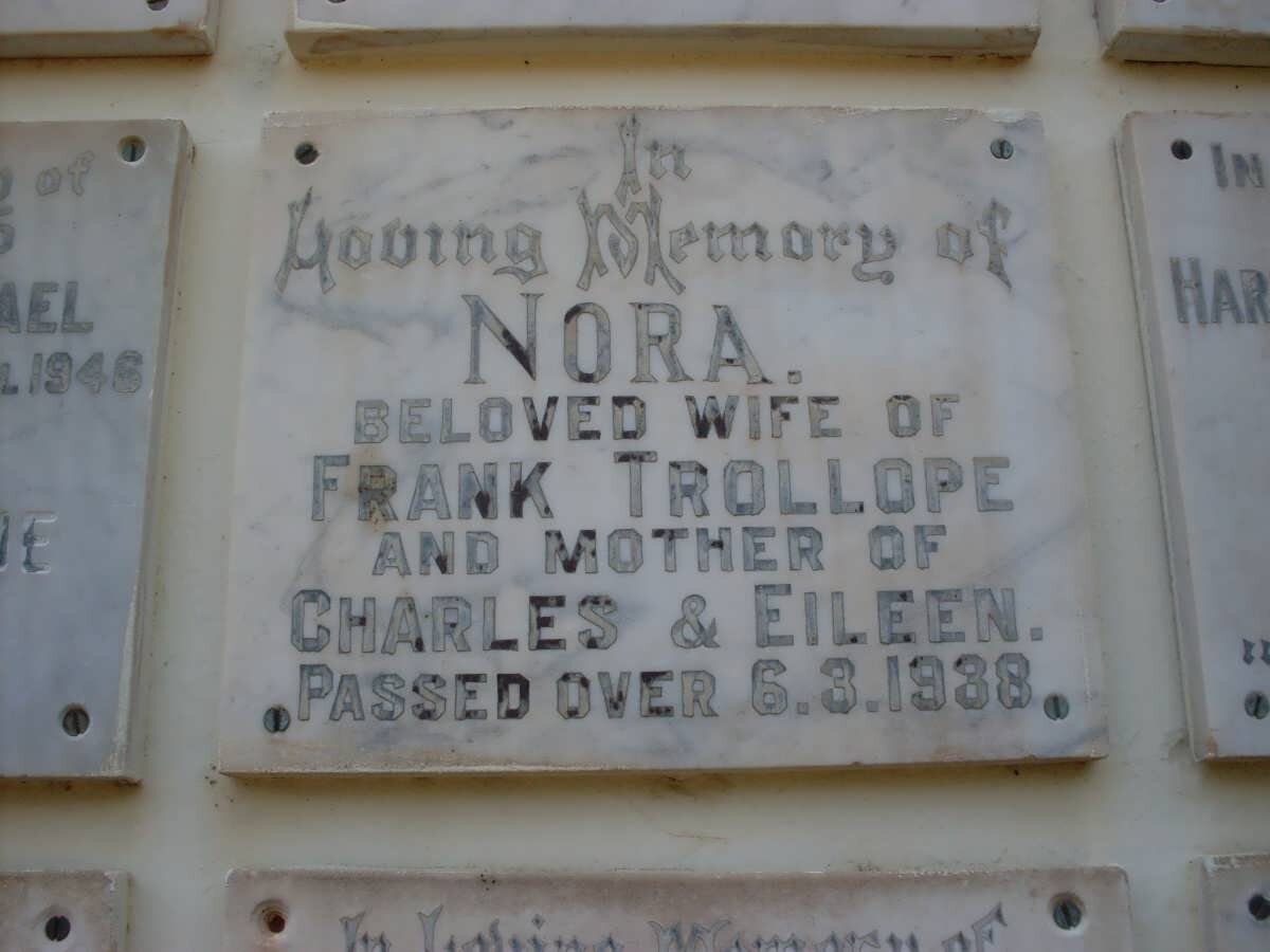 TROLLOPE Nora -1938