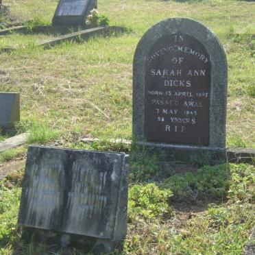 DICKS Sarah Ann 1887-1945 :: ASHE Minnie Angelina -1959