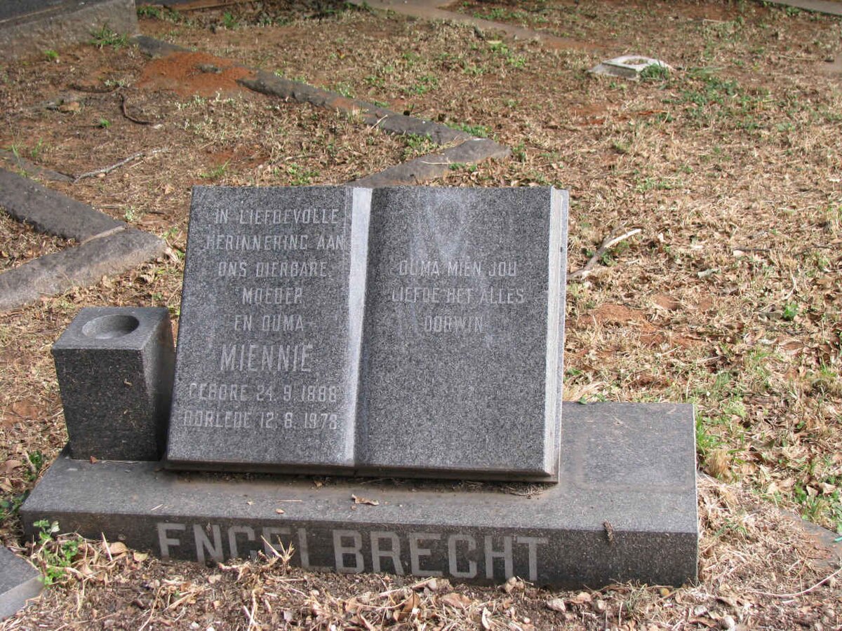 ENGELBRECHT Miennie 1886-1978