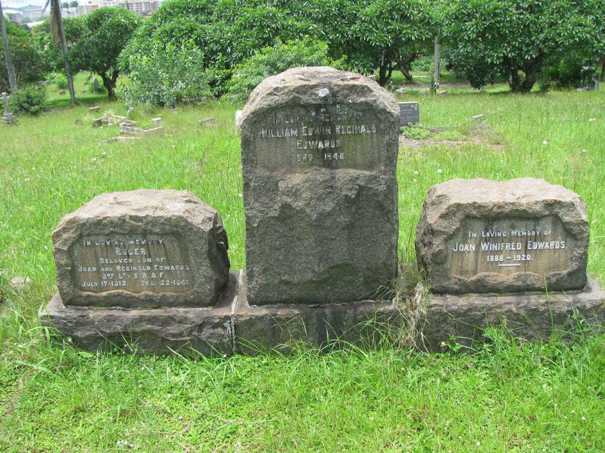 EDWARDS William Edwin Reginald 1880-1948 &amp; Joan Winifred 1888-1920 :: EDWARDS Roger 1913-1941