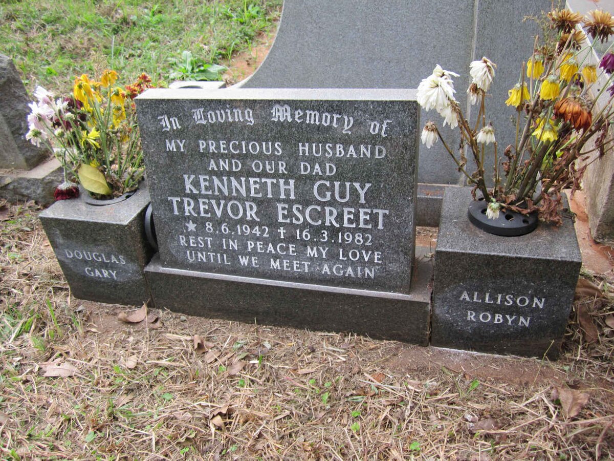 ESCREET Kenneth Guy Trevor 1942-1982