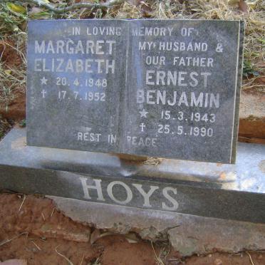 HOYS Ernest Benjamin 1943-1990 :: HOYS Margaret Elizabeth 1948-1952
