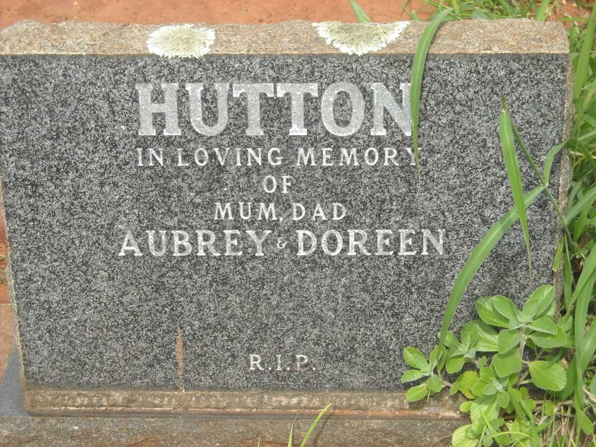 HUTTON Aubrey &amp; Doreen