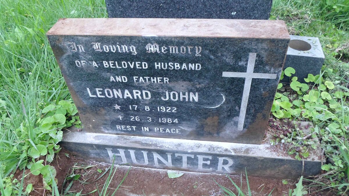 HUNTER Leonard John 1922-1984