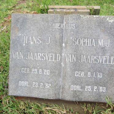JAARSVELD Hans J., van 1920-1962 &amp; Sophia M.J. 1913-1963