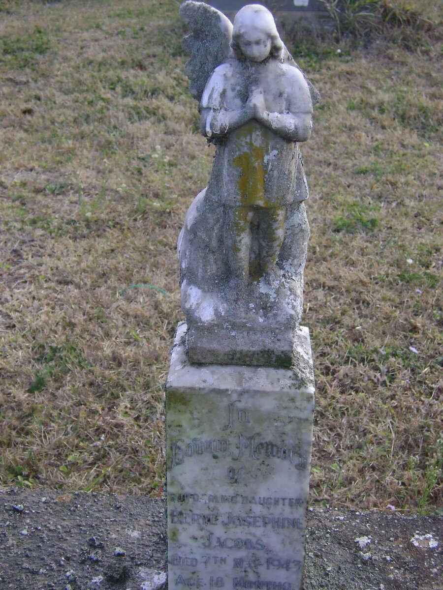 JACOBS Beryl Josephine -1943