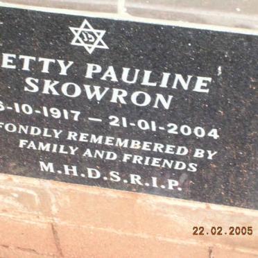 SKOWRON Betty Pauline 1917-2004