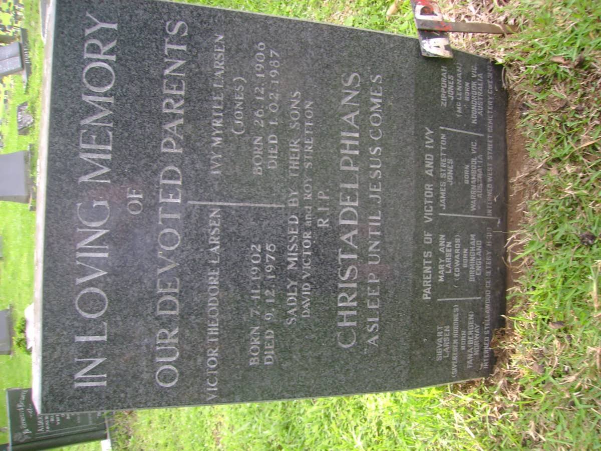 LARSEN Victor Theodore 1902-1975 &amp; Ivy Myrtle JONES 1906-1987