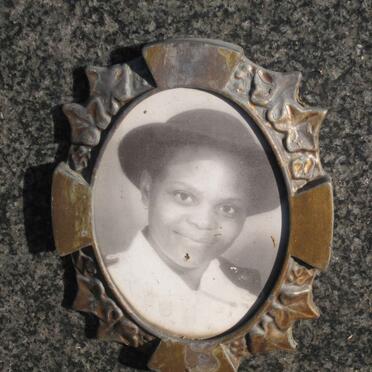 MAHLABA Clara Nokwanda 1932-2005
