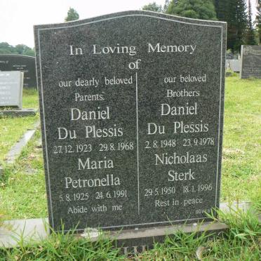 OOSTHUIZEN Daniel du Plessis 1923-1968 &amp; Maria Petronella 1925-1991