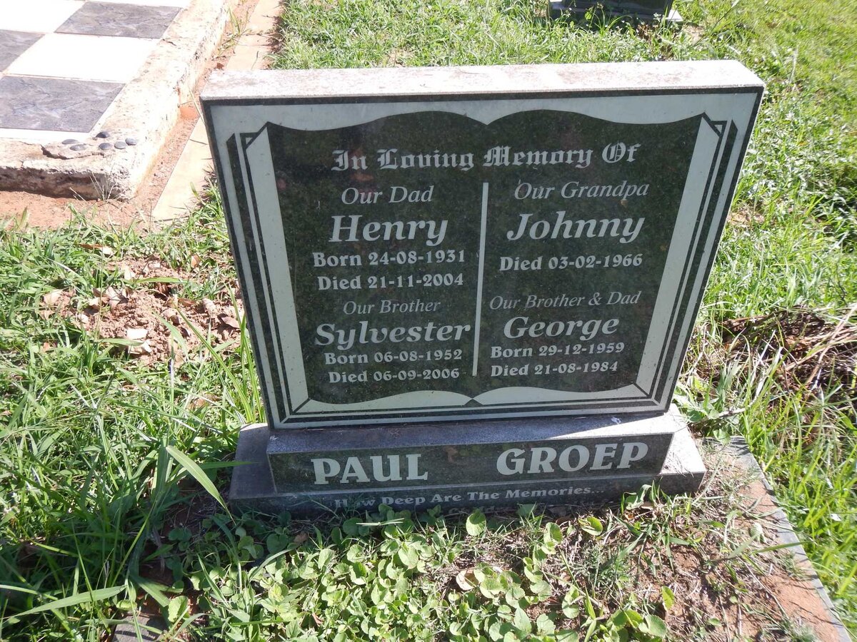 PAUL Henry 1931-2004 ::  PAUL Sylvester 1952-2006 :: GROEP Johnny -1966 :: 