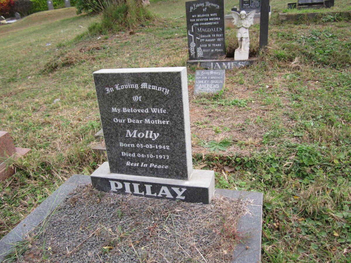 PILLAY Molly 1942-1977