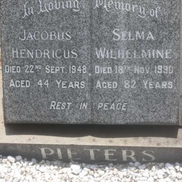 PIETERS Jacobus Hendricus -1948 &amp; Selma Wilhelmina -1990