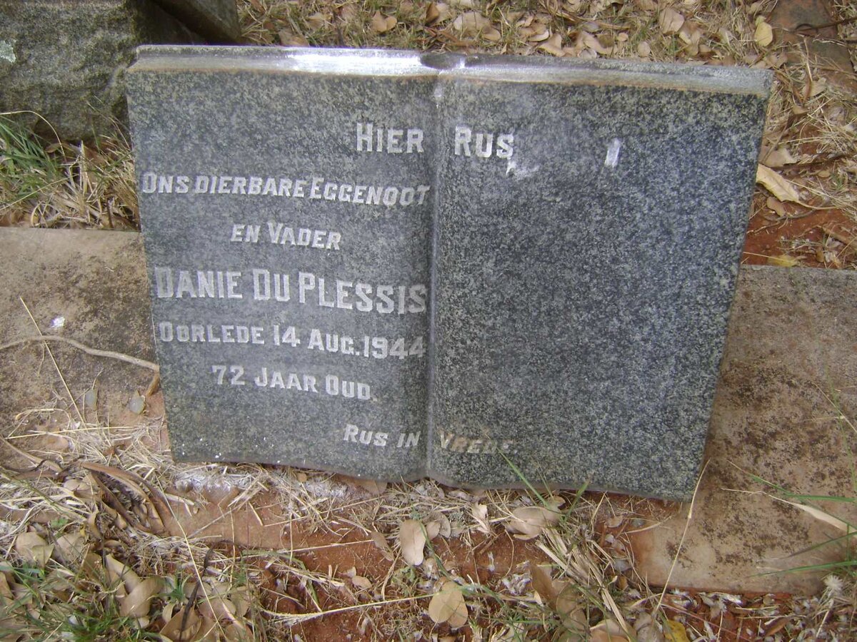 PLESSIS Danie, du -1944