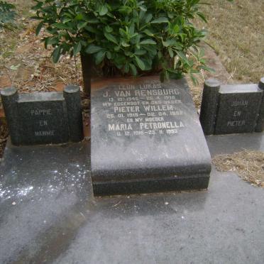 RENSBURG Pieter Willem, J. van 1915-1992 &amp; Maria Petronella 1915-1993 :: J. VAN RENSBURG Leon Lukas 1945-1978
