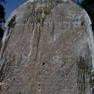 SAUNDERS Thomas William 1871-1931 &amp; Sophia 1833-1917