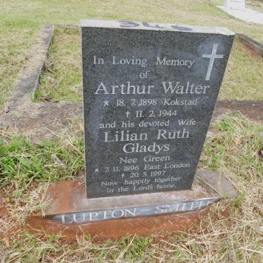 SMITH Arthur Walter, LUPTON 1898-1944 &amp; Lilian Ruth Gladys GREEN 1896-1997