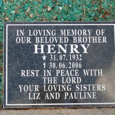 STRYDOM E.P.G. -1968 :: STRYDOM E.P.G. 1945-1987 :: STRYDOM Dorothy Elizabeth 1949-1990 :: STRYDOM Henry 1932-2006 