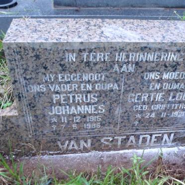 STADEN Petrus Johannes, van 1915-1986 &amp; Gertie Louis GRIFFITHS 1921-