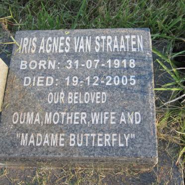 STRAATEN Iris Agnes, van 1918-2005 :: OOSTHUIZEN Johan H.C. 1948-2005